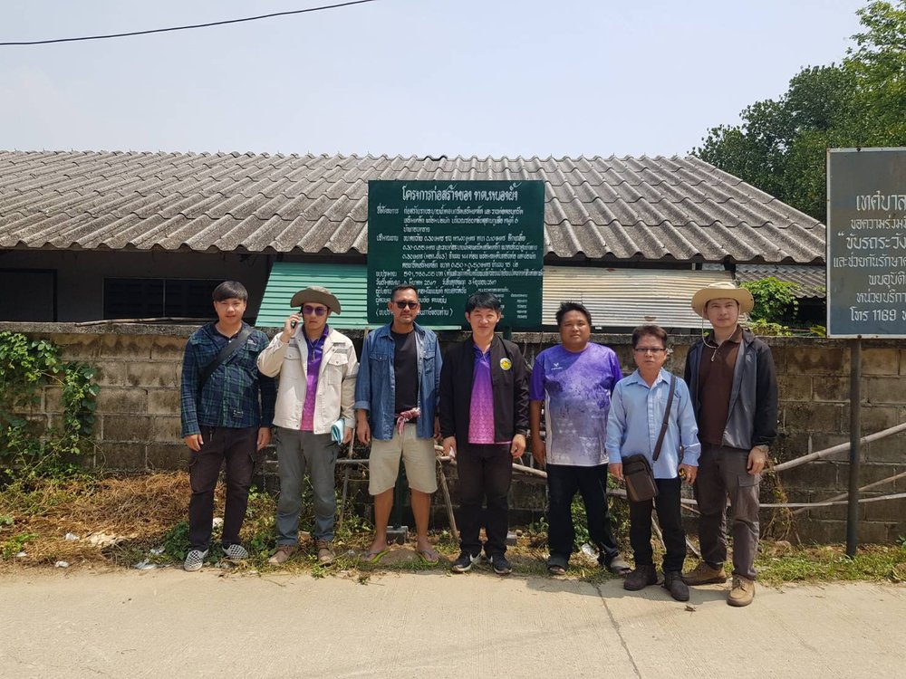 ตรวจงานโครงการก่อสร้างรางระบายน้ำคอนกรีตเสริมเหล็ก และวางท่อระบายน้ำคอนกรีตเสริมเหล็ก พร้อมบ่อพัก บริเวณซอยหลังสุสานกู่เสือ หมู่ที่ 6 บ้านกองทราย
