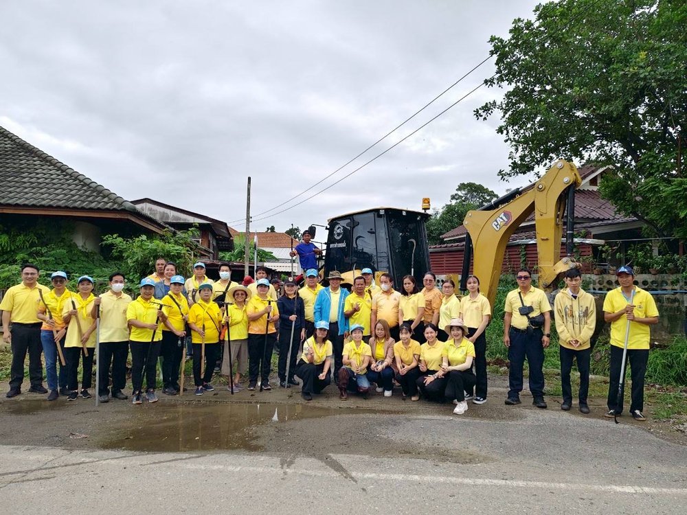ร่วมกันขุดลอกลำเหมือง บริเวณ ซอย10 ข/1 หมู่ 1 บ้านหนองผึ้งเหนือ สามแยกกู่มะเกลือ หมู่บ้านธนโชค