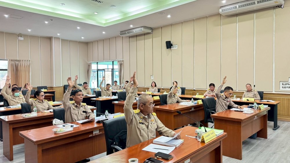 การประชุมสภาเทศบาลตำบลหนองผึ้ง สมัยวิสามัญ สมัยที่ 3 ประจำปี พ.ศ. 2568 ครั้งที่ 2