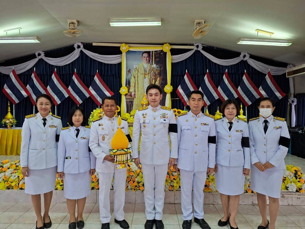 วันคล้ายวันพระบรมราชสมภพ พระบาทสมเด็จพระบรมชนกาธิเบศร มหาภูมิพลอดุลยเดชมหาราช บรมนาถบพิตร (วันชาติ และวันพ่อแห่งชาติ)