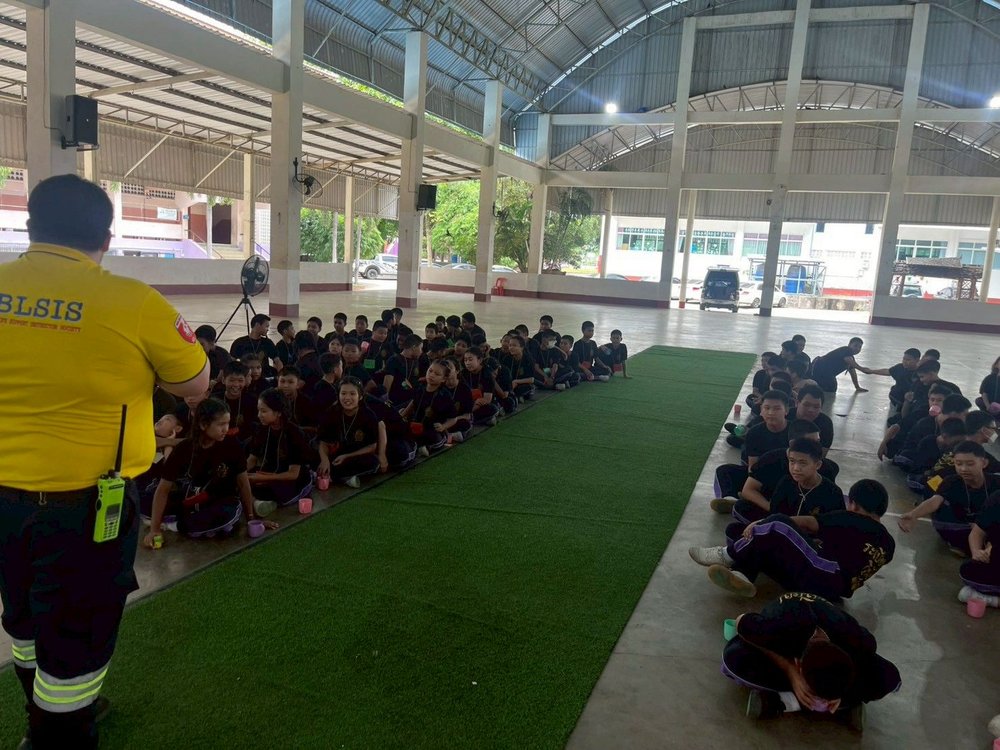 การฝึกอบรมการปฐมพยาบาลเบื้องต้น โรงเรียนวัดเวฬุวันอำเภอสารภี จังหวัดเชียงใหม่